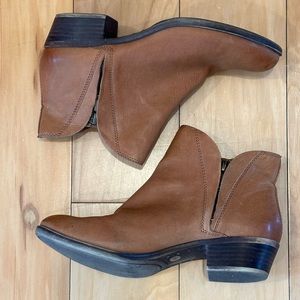 Lucky Brand LP-Brenon Leather Double Zip Boots Size 7.5